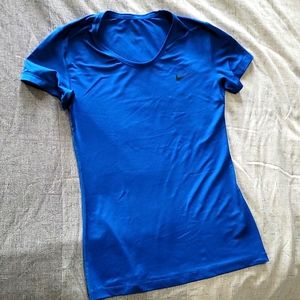 Nike dry fit sz large shirt